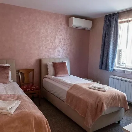 милениум Hotel Yambol