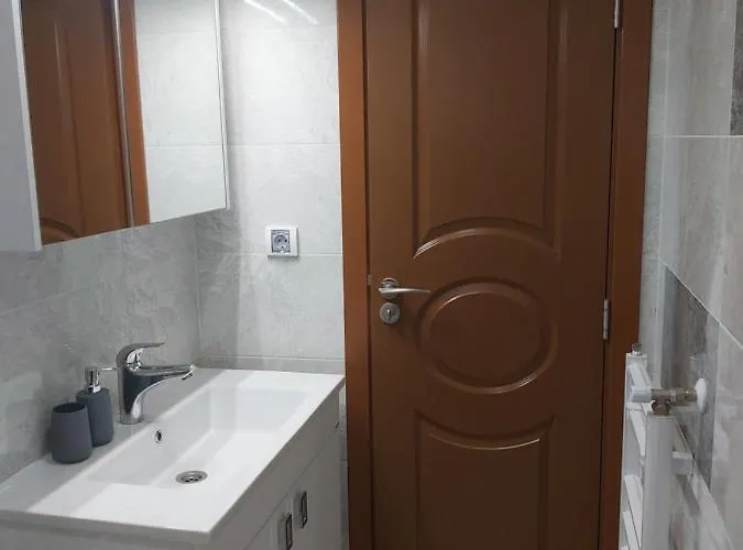 милениум Ямбол