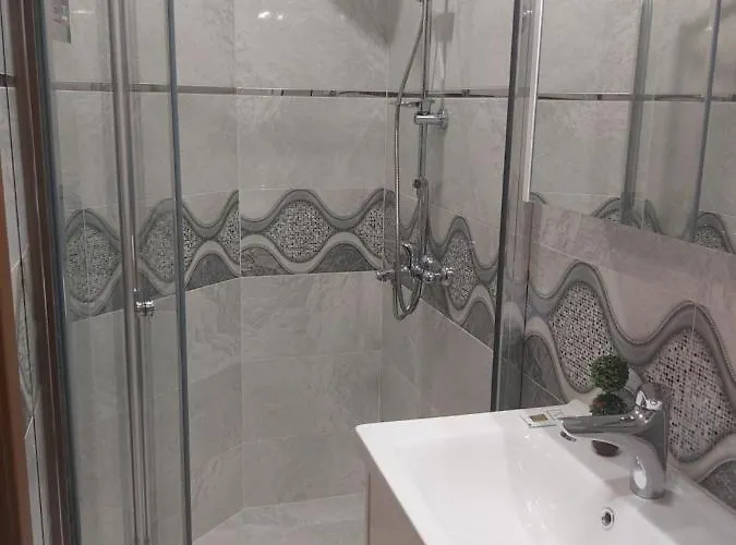 милениум Хотел *