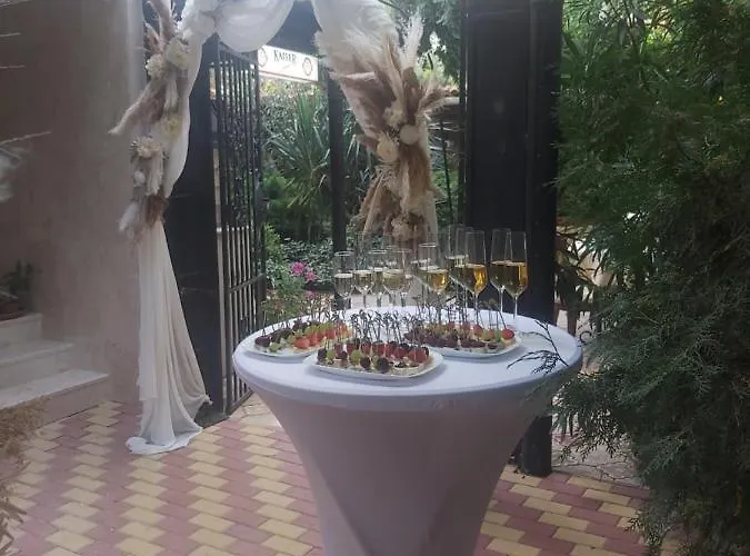 милениум Хотел *